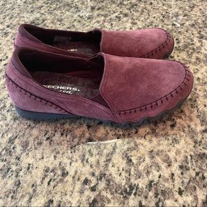 Skechers Relaxed Fit Air Cooled Memory Foam Purple Suede Slip Ons 49415  Sz 6.5